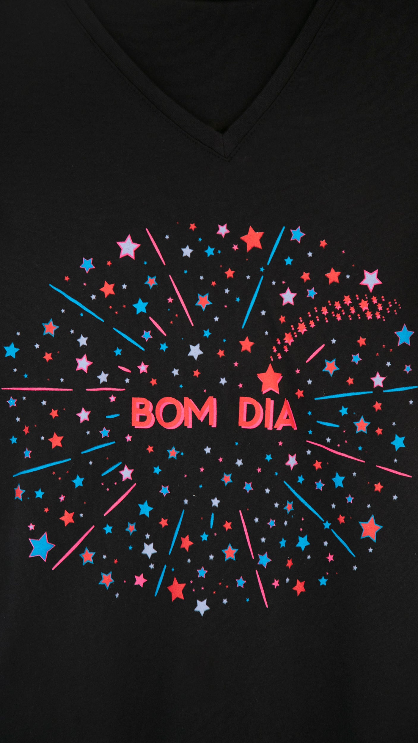 Playera Escuro Bom Dia! ⭐️